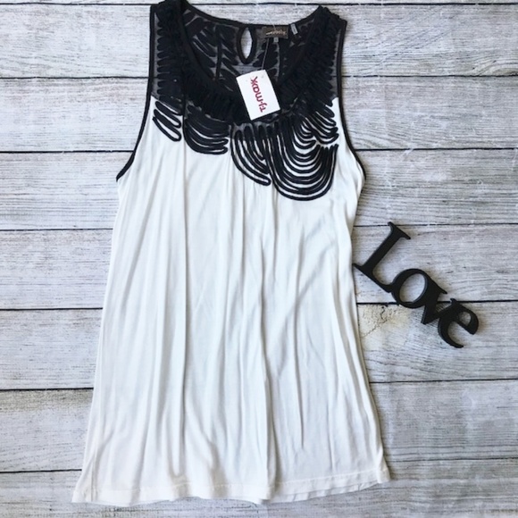 crosby. Tops - NWT{Crosby} Dressy Flowy Sleeveless Top/Tunic